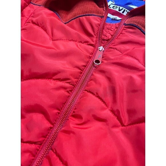 Levis Vintage Red Croped Puffer Ski Jacket Made In USA Size 12 - Picture 2 of 16